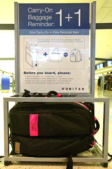 size of international carry on bags