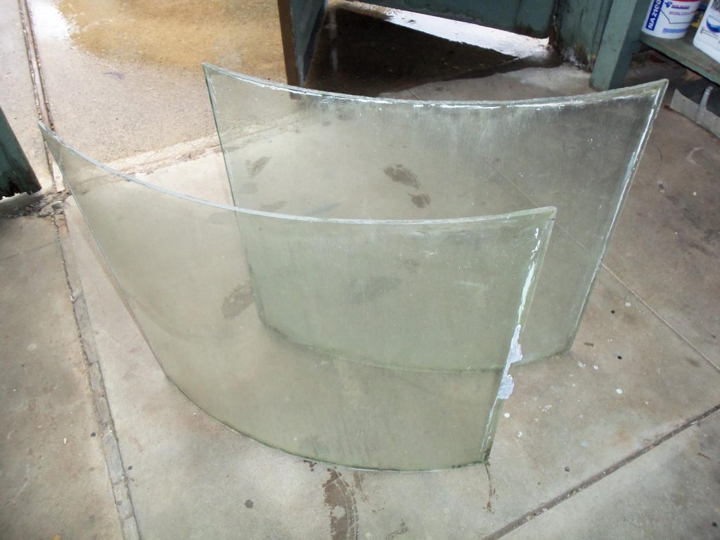 Curved Plexiglass amulette