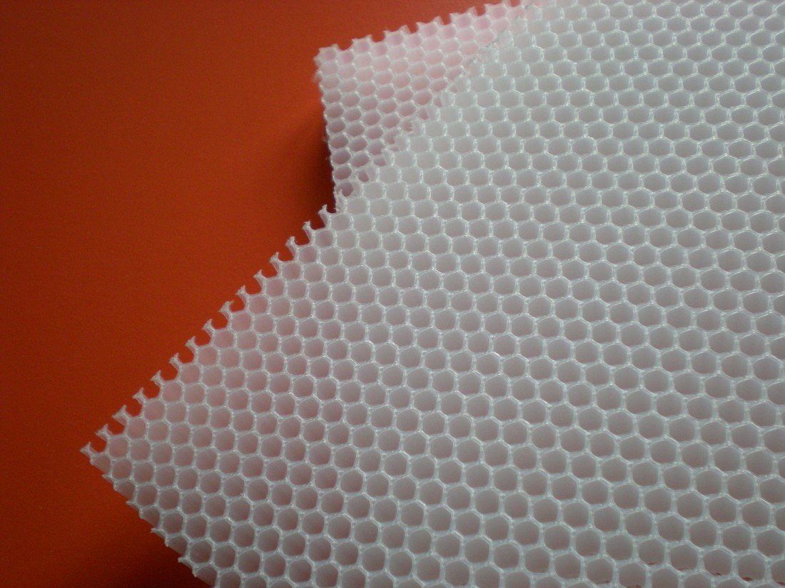 YOJ Brown Hardboard Honeycomb Sheet, 15mm To 60mm, Rs 10 /square 