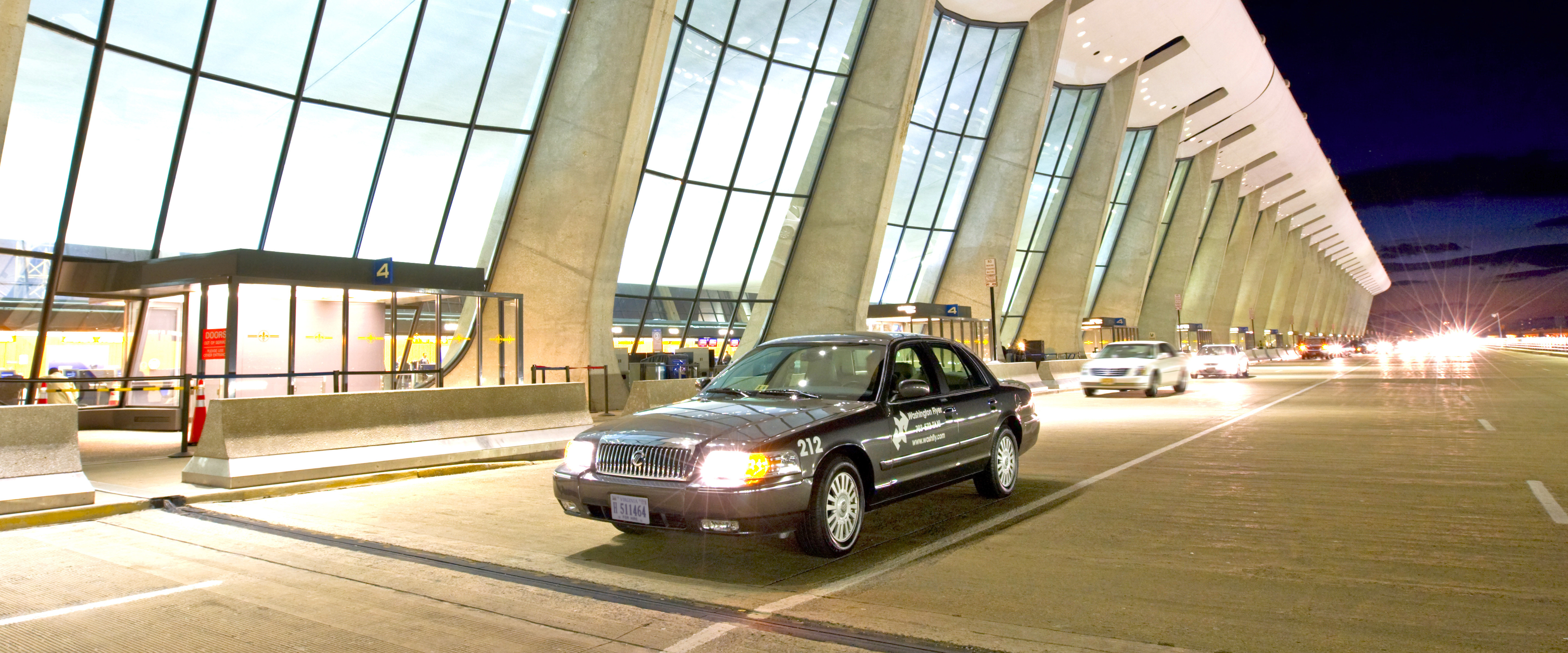 Washington Flyer Taxi Service | Metropolitan Washington Airports 