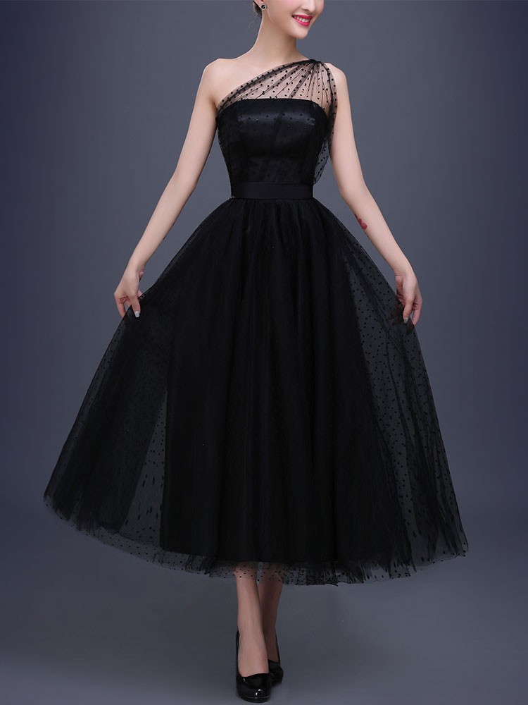 Выпускное платье черного цвета